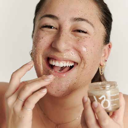 MANUKA GLOW: Exfoliating Bean Mask